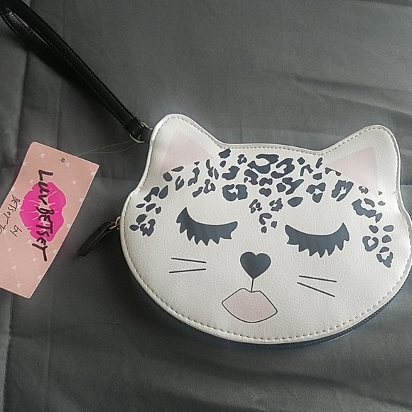 Luv Betsey Leopard Wristlet - Picture 1 of 5